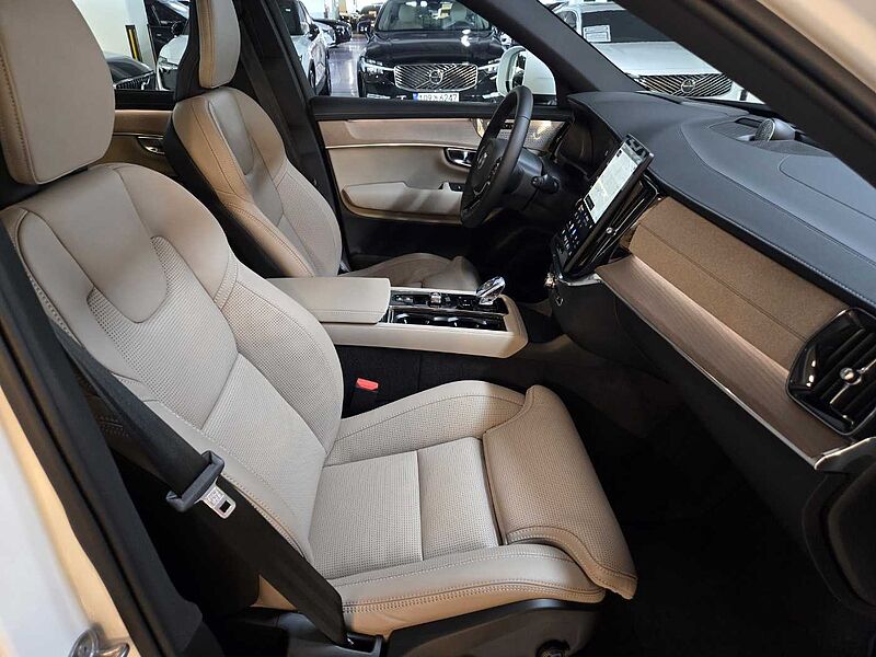 Volvo  Ultra, T8 AWD 플러그-인 하이브리드
