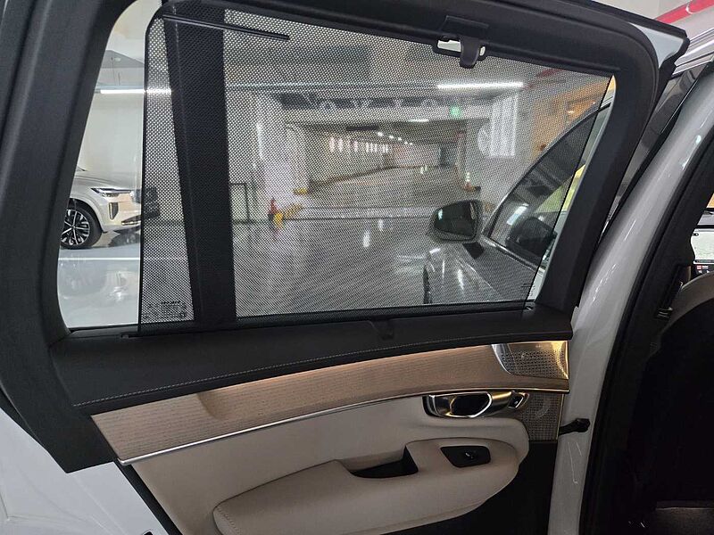 Volvo  Ultra, T8 AWD 플러그-인 하이브리드