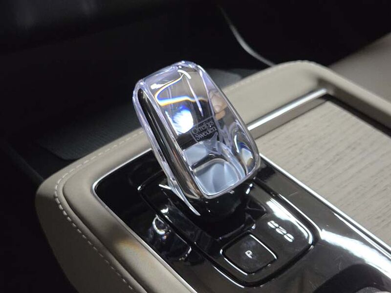 Volvo  Ultra, T8 AWD