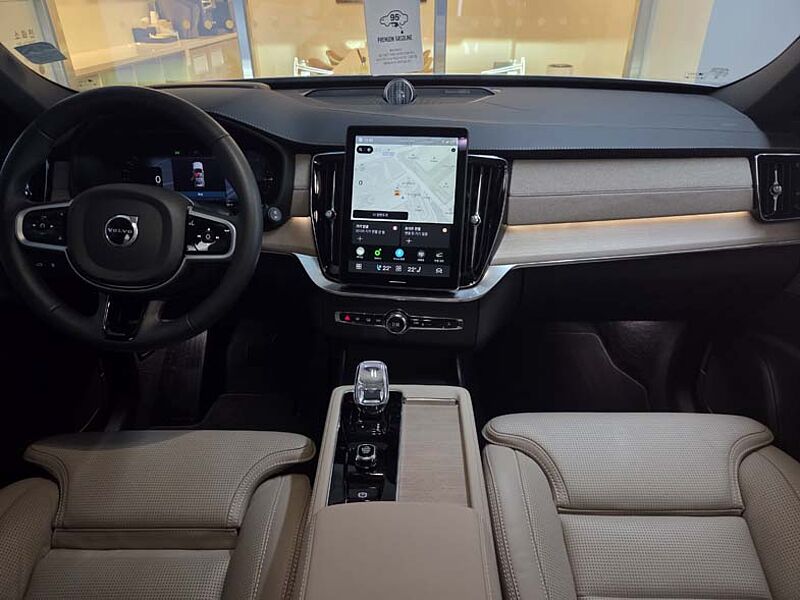 Volvo  Ultra, T8 AWD 플러그-인 하이브리드, 전기/가솔린, 브라이트, 7 좌석