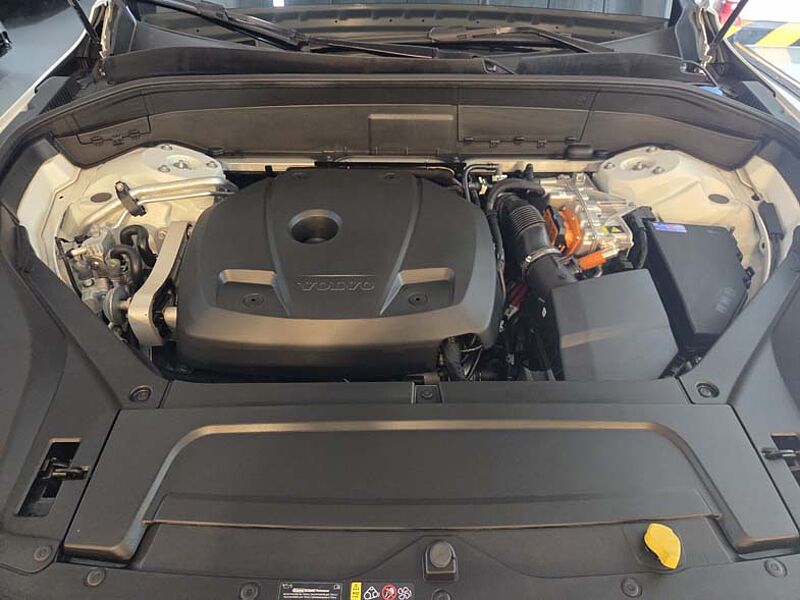 Volvo  Ultra, T8 AWD 플러그-인 하이브리드, 전기/가솔린, 브라이트, 7 좌석