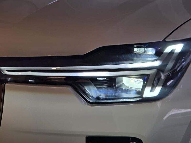 Volvo  Ultra, T8 AWD 플러그-인 하이브리드, 전기/가솔린, 브라이트, 7 좌석