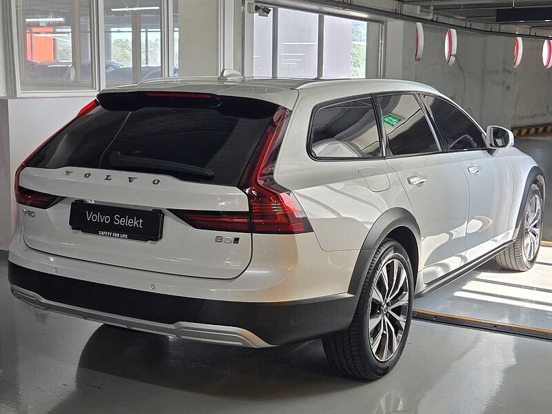 Volvo  Ultra, B5 AWD 가솔린