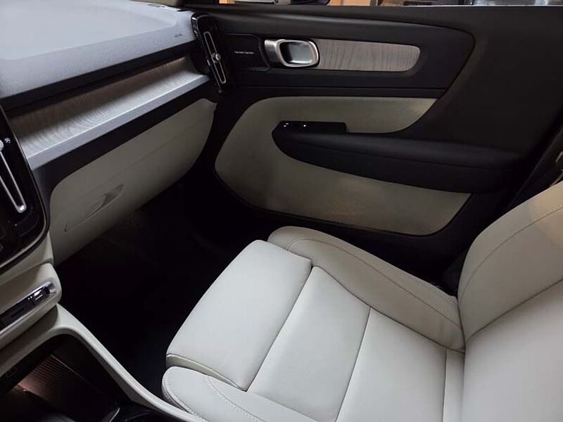 Volvo Ultra, B4 AWD