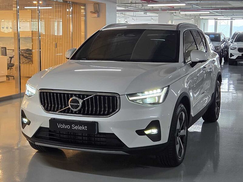 Volvo Ultra, B4 AWD 브라이트