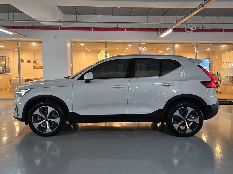 Volvo Ultra, B4 AWD 브라이트