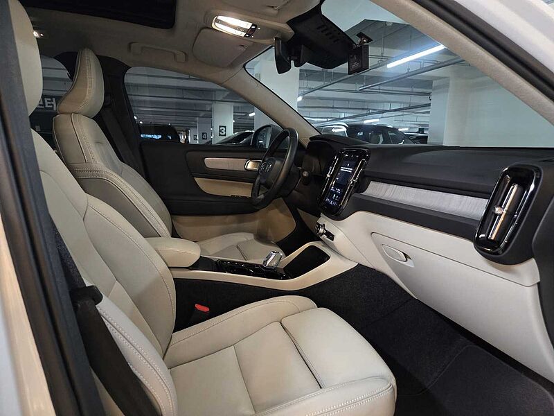 Volvo Ultra, B4 AWD 브라이트