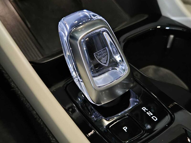 Volvo Ultra, B4 AWD 브라이트