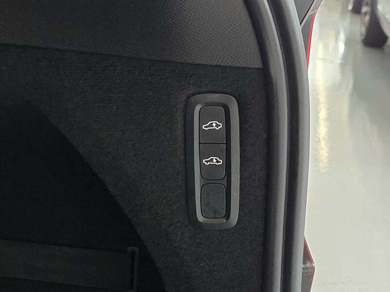 Volvo Ultra, T8 AWD