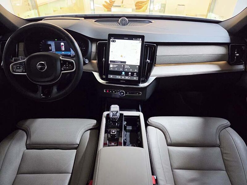 Volvo Ultra, T8 AWD