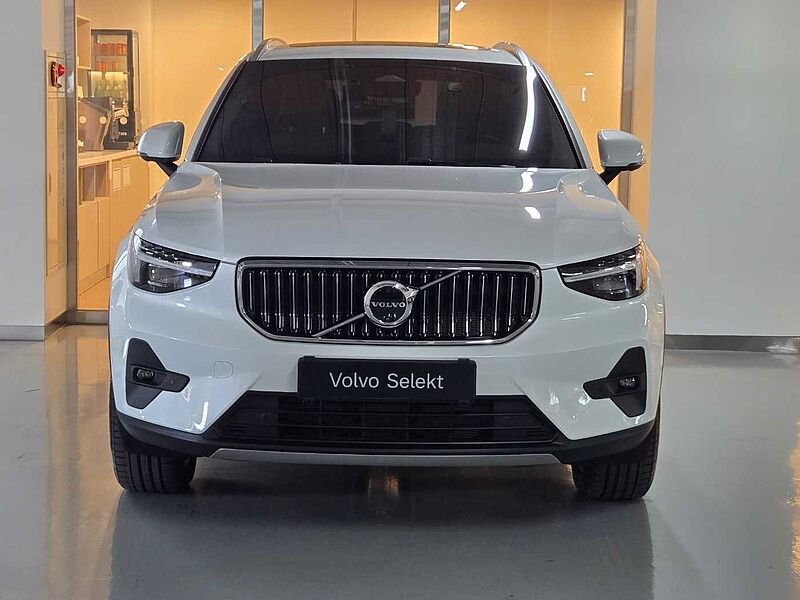 Volvo Ultra, B4 AWD 브라이트