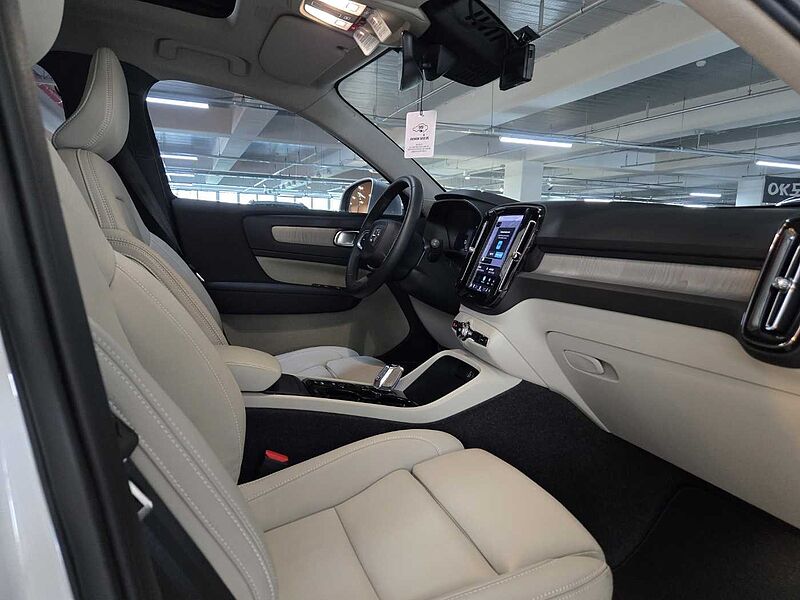 Volvo Ultra, B4 AWD 브라이트