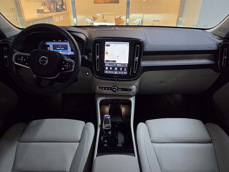Volvo Ultra, B4 AWD