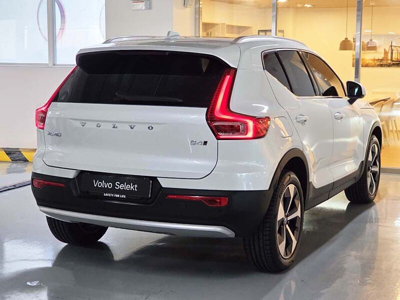 Volvo Ultra, B4 AWD