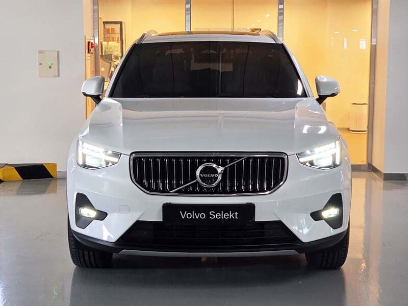 Volvo Ultra, B4 AWD